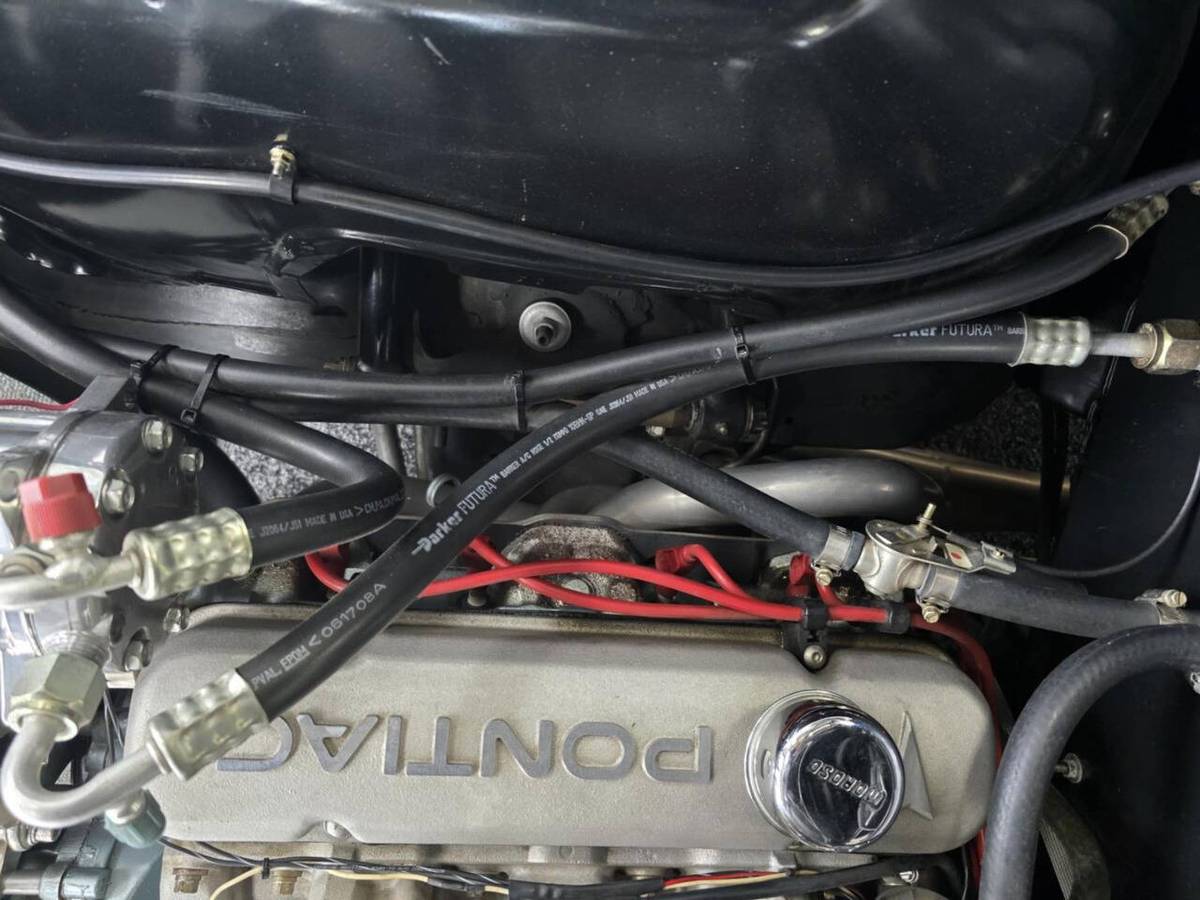 Pontiac-gto-1970-white-1