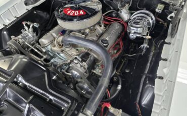 Pontiac-gto-1970-white-10