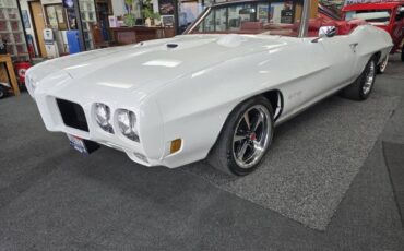 Pontiac-gto-1970-white-9