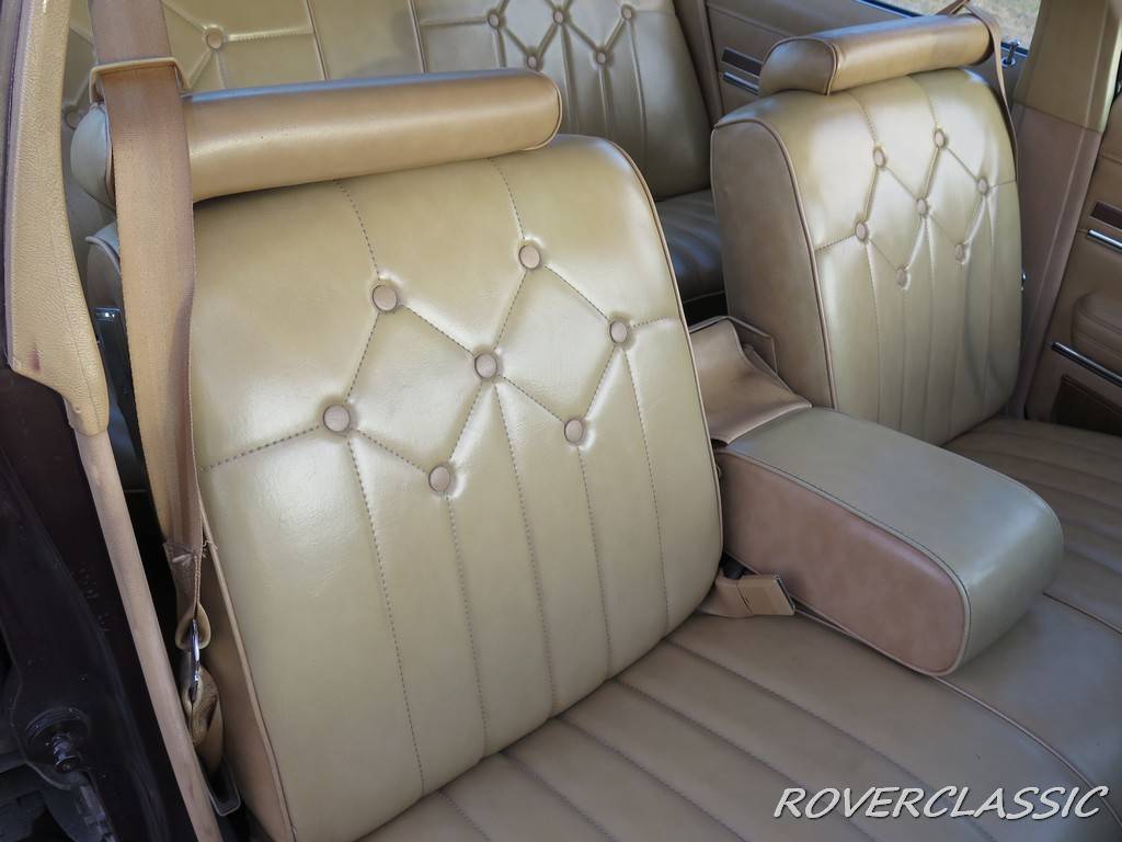 Pontiac-phoenix-1977-brown-16