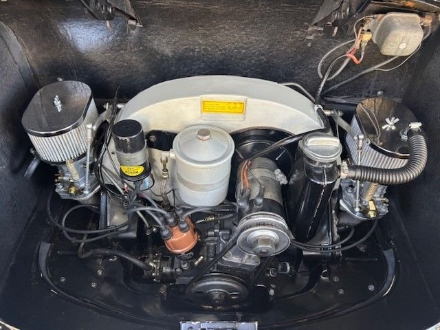 Porsche-356c-1965-Black-Black-and-Tan-11