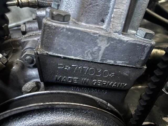 Porsche-356c-1965-Black-Black-and-Tan-12