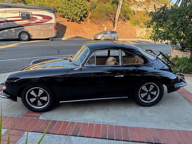 Porsche-356c-1965-Black-Black-and-Tan-2