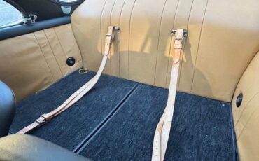 Porsche-356c-1965-Black-Black-and-Tan-22