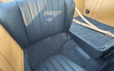 Porsche-356c-1965-Black-Black-and-Tan-23