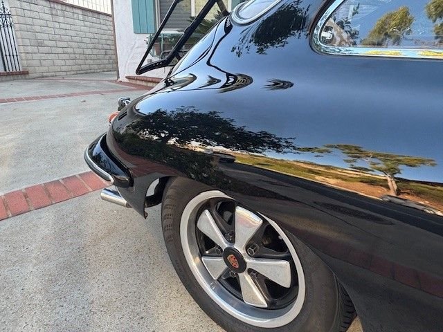 Porsche-356c-1965-Black-Black-and-Tan-28
