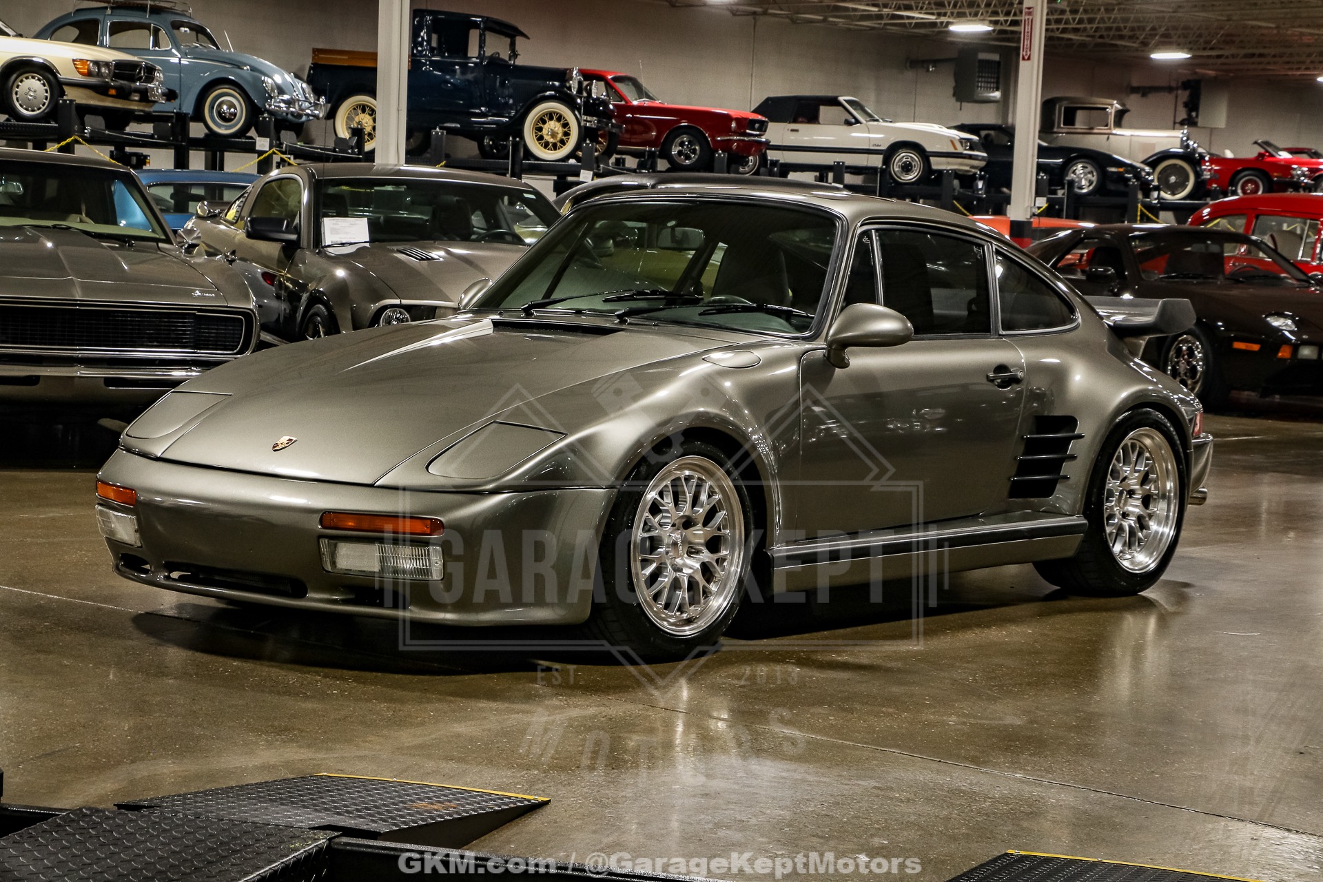 Porsche-911-1983-Gray-Brown-30