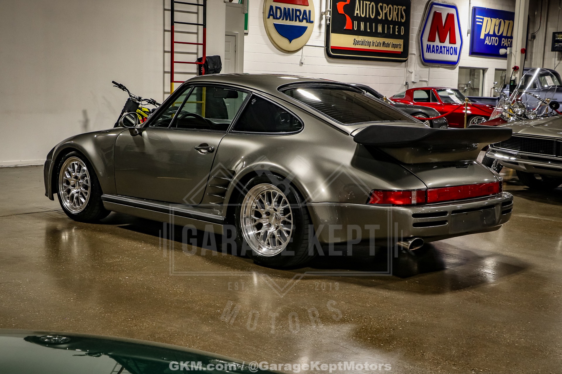 Porsche-911-1983-Gray-Brown-33