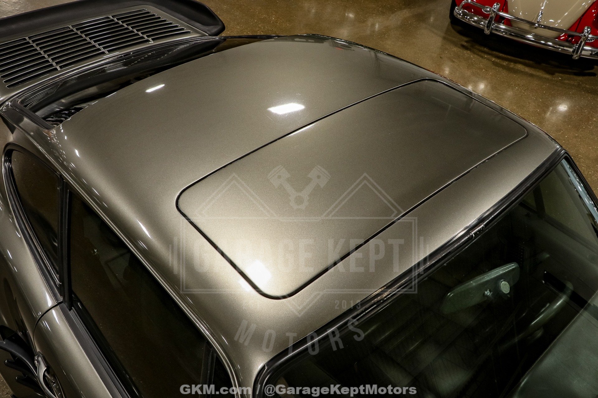 Porsche-911-1983-Gray-Brown-6