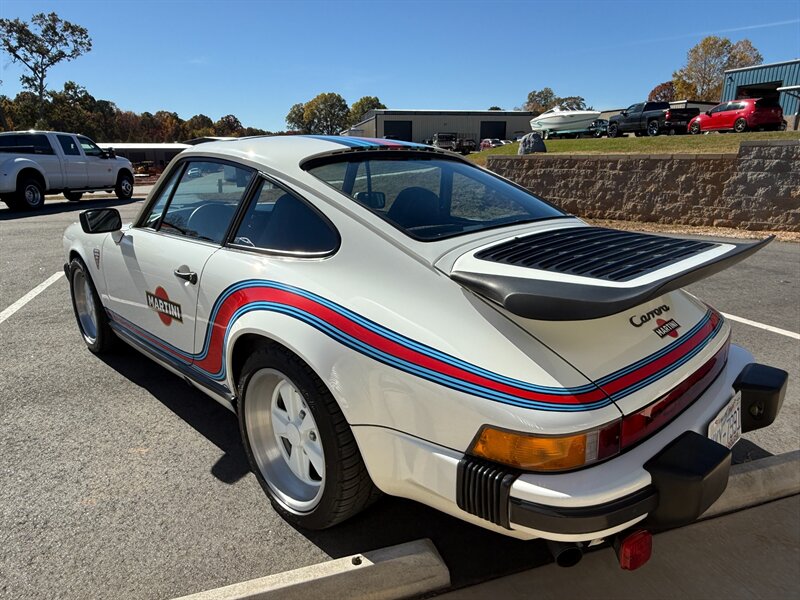 Porsche-911-1984-39