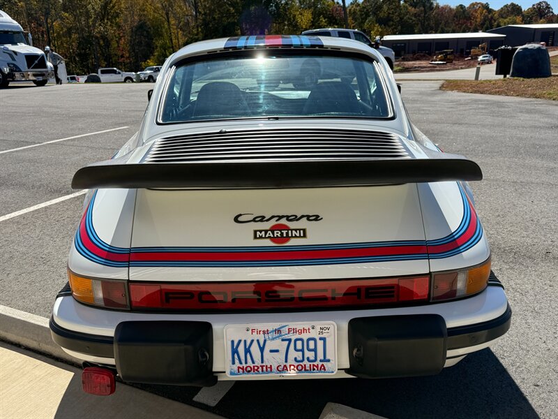 Porsche-911-1984-8