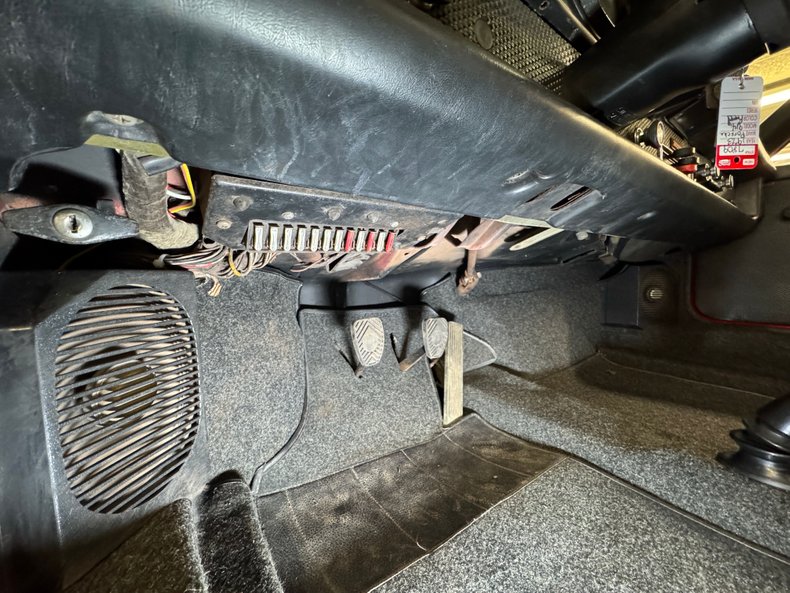 Porsche-914-1973-Bahia-Red-Black-48