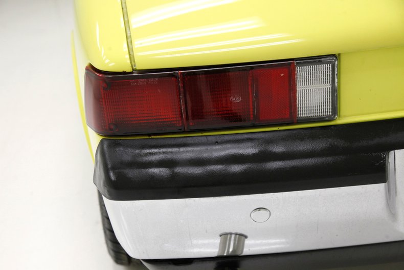 Porsche-914-1973-Saturn-Yellow-Black-16