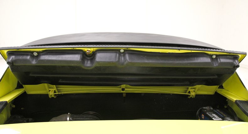 Porsche-914-1973-Saturn-Yellow-Black-23