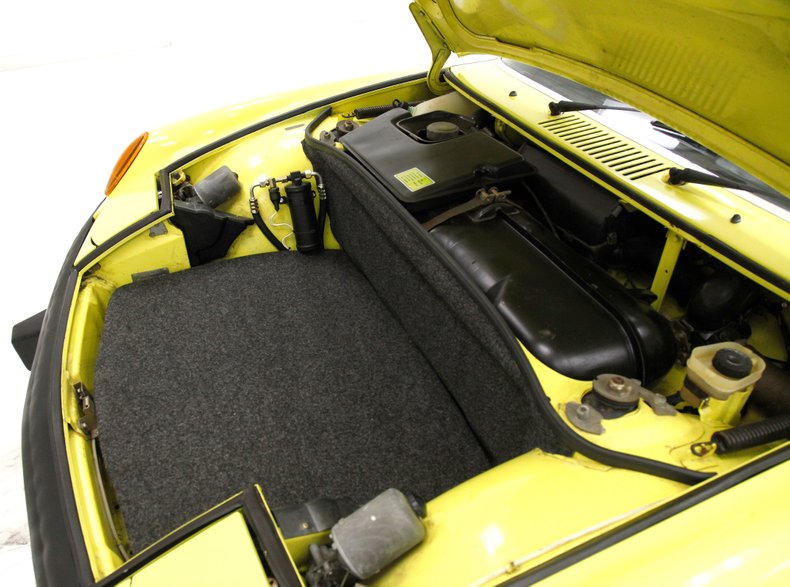 Porsche-914-1973-Saturn-Yellow-Black-27