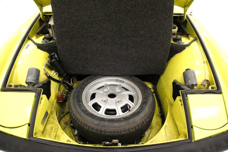 Porsche-914-1973-Saturn-Yellow-Black-30