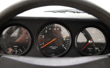 Porsche-914-1973-Saturn-Yellow-Black-37