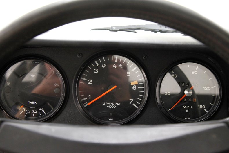 Porsche-914-1973-Saturn-Yellow-Black-37