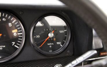 Porsche-914-1973-Saturn-Yellow-Black-38