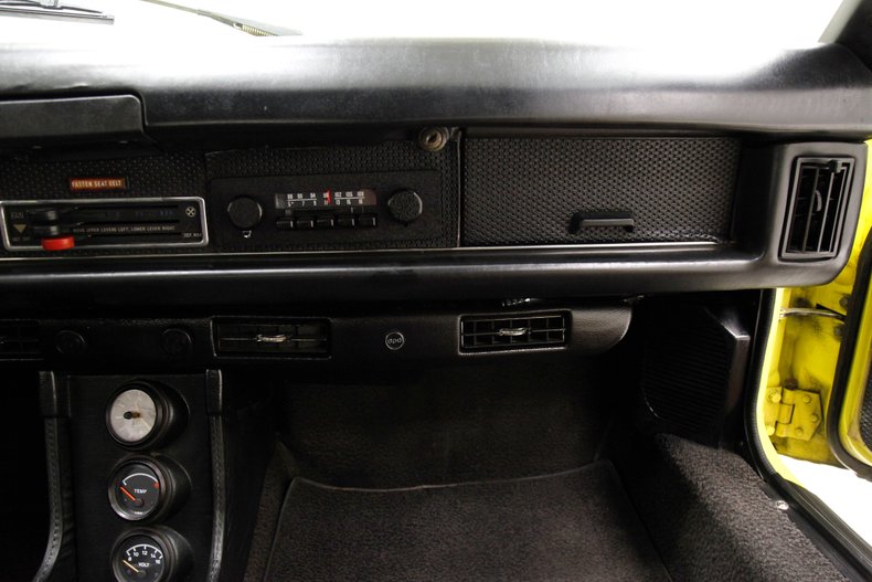 Porsche-914-1973-Saturn-Yellow-Black-42