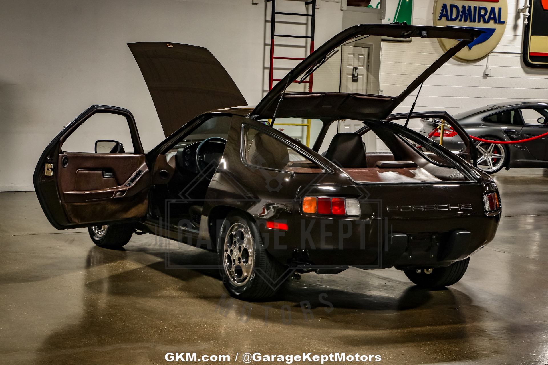 Porsche-928-1979-Brown-Brown-1