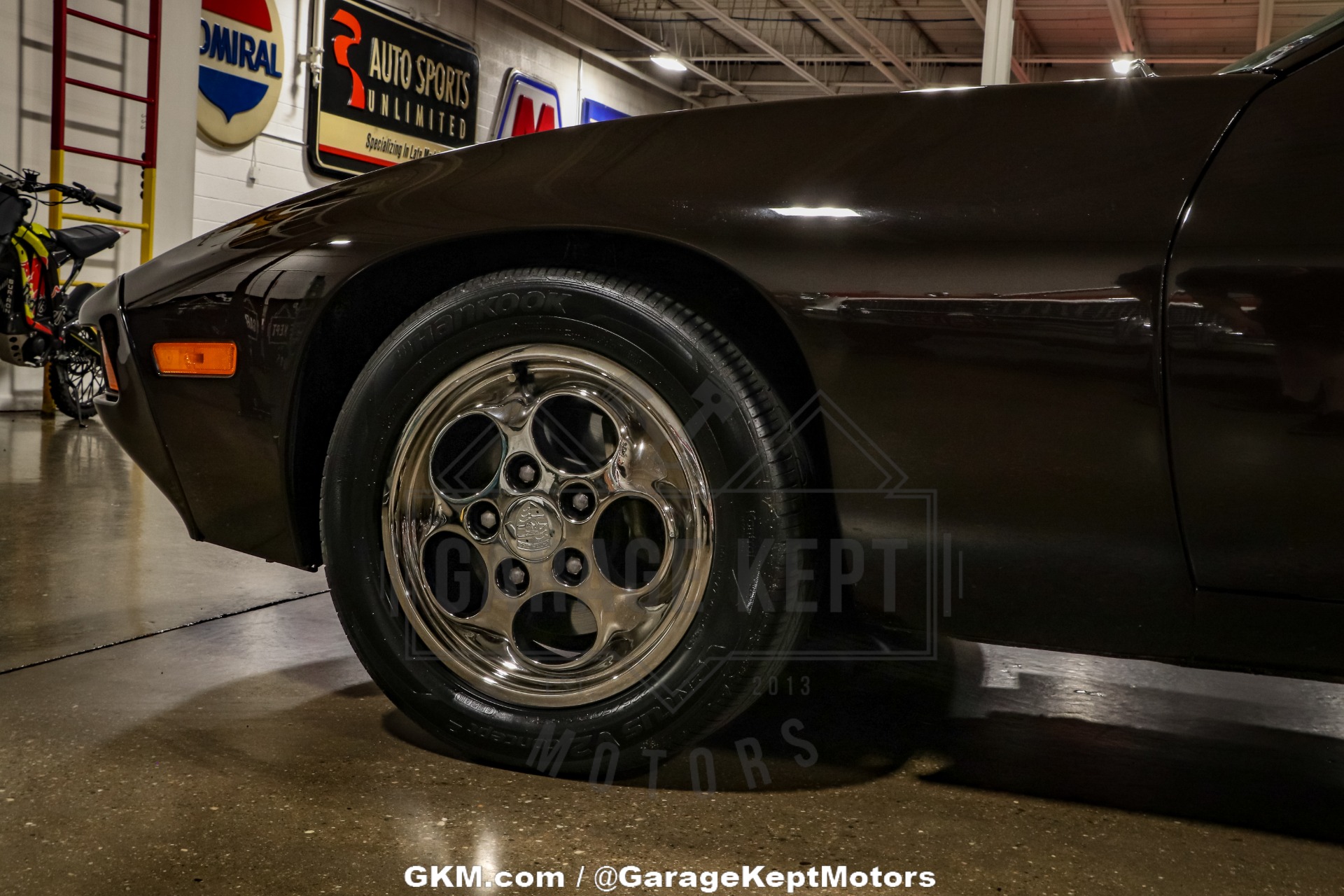 Porsche-928-1979-Brown-Brown-42