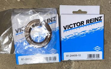 Porsche-944-1986-white-17