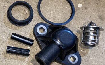 Porsche-944-1986-white-19