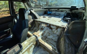 Porsche-944-1986-white-9