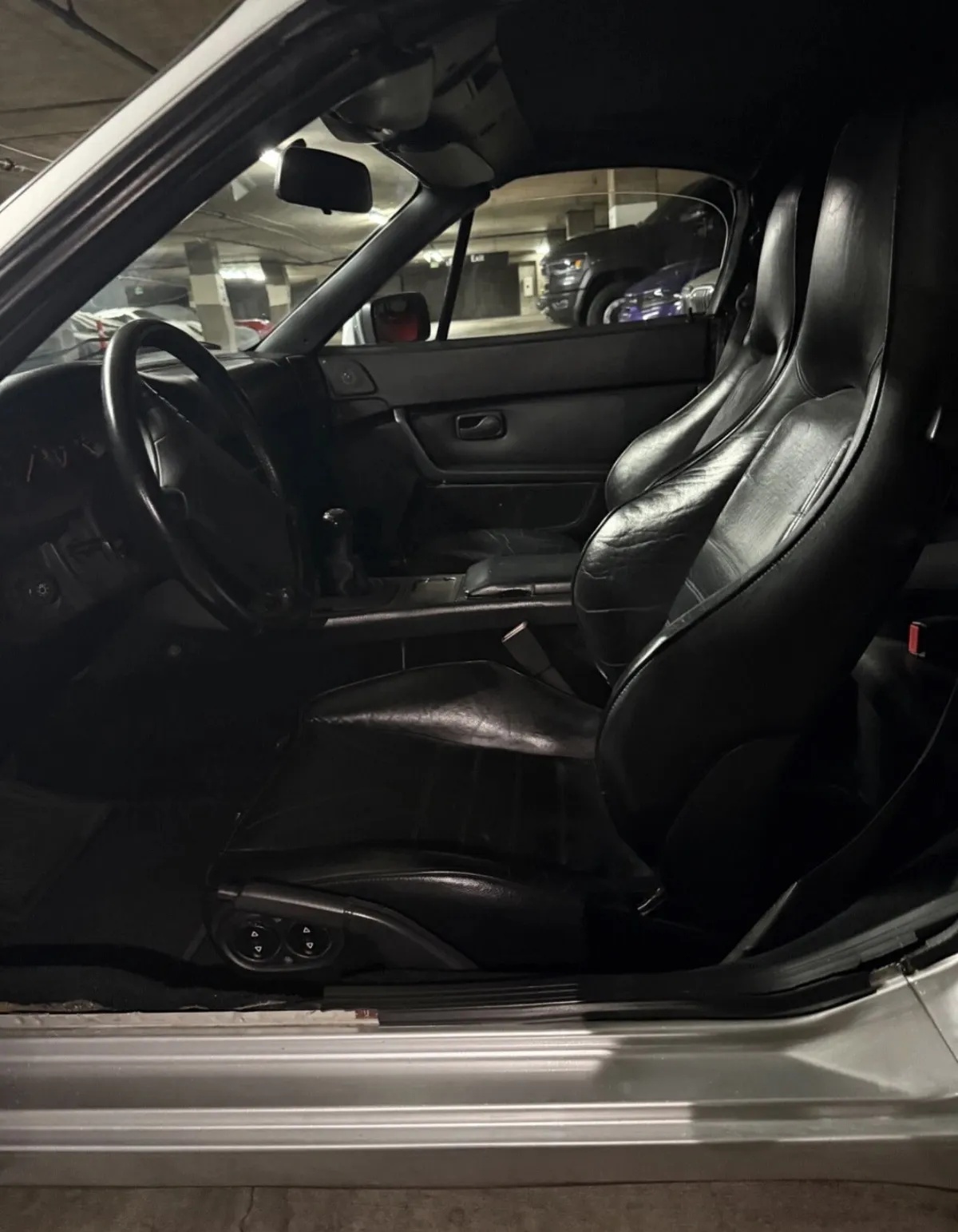 Porsche-944-1990-Silver-Black-5