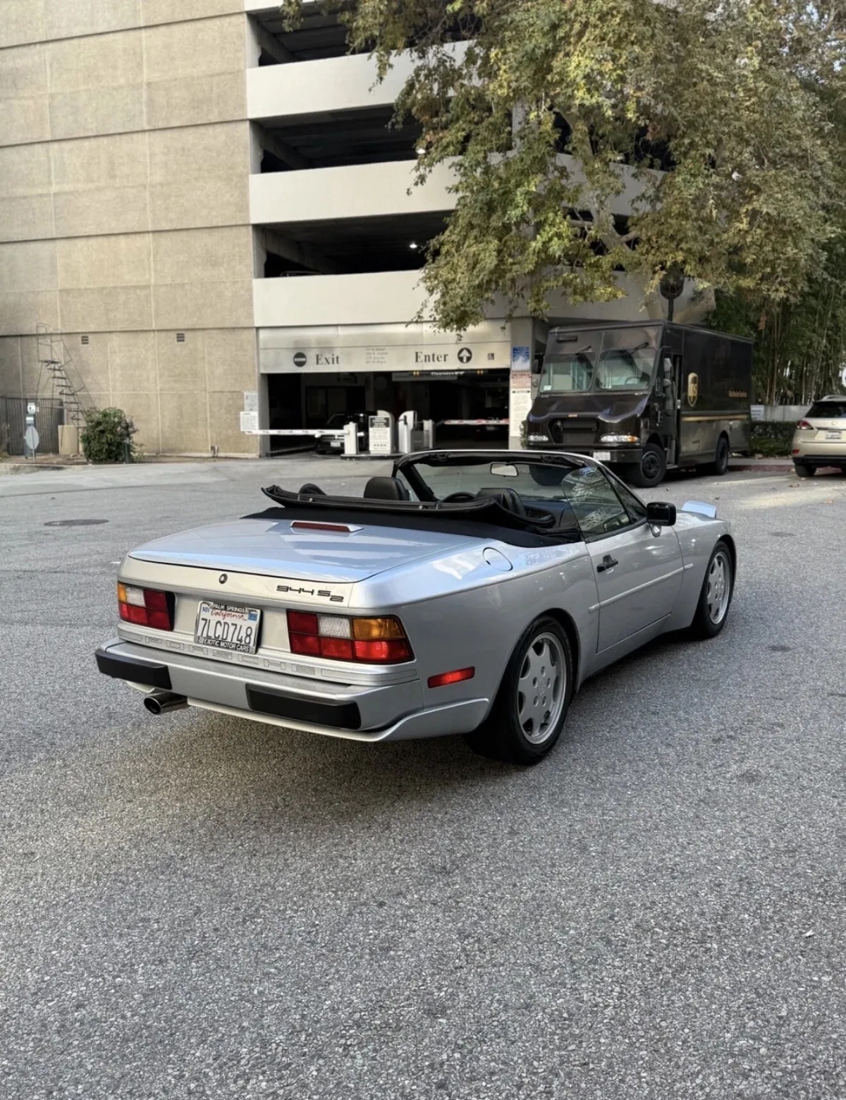 Porsche-944-1990-Silver-Black-6