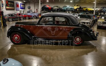 Riley-Other-1950-Black-BurgundyMaroon-1