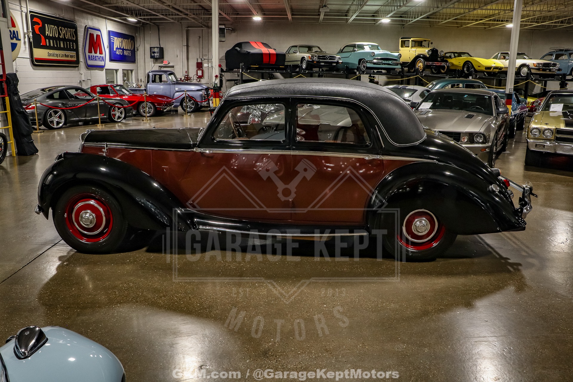 Riley-Other-1950-Black-BurgundyMaroon-1