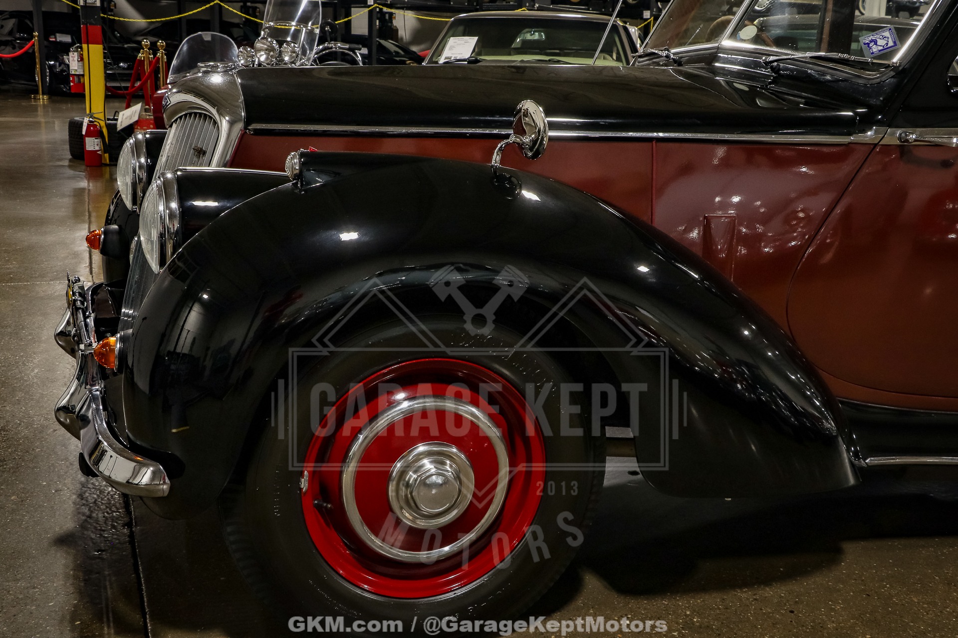 Riley-Other-1950-Black-BurgundyMaroon-28