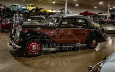 Riley-Other-1950-Black-BurgundyMaroon