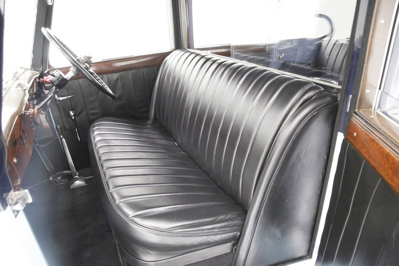 Rolls-royce-2025-1935-Dark-Blue-Black-11