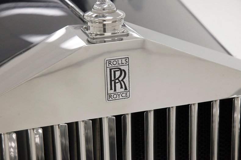 Rolls-royce-2025-1935-Dark-Blue-Black-17