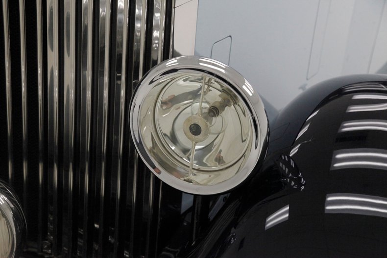 Rolls-royce-2025-1935-Dark-Blue-Black-19