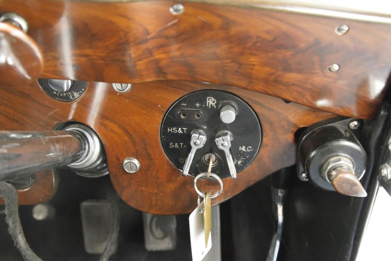 Rolls-royce-2025-1935-Dark-Blue-Black-33