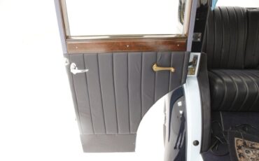 Rolls-royce-2025-1935-Dark-Blue-Black-37