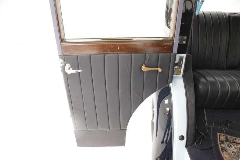 Rolls-royce-2025-1935-Dark-Blue-Black-37