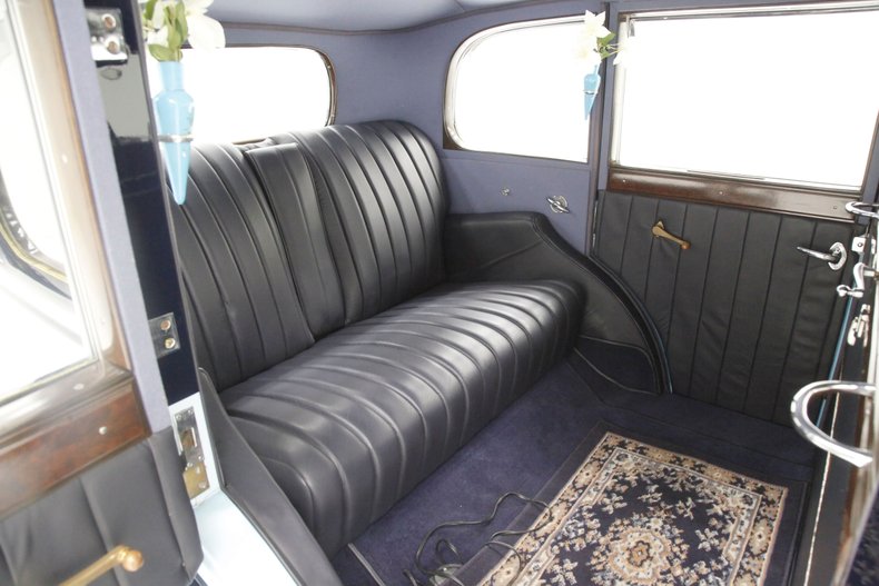 Rolls-royce-2025-1935-Dark-Blue-Black-39