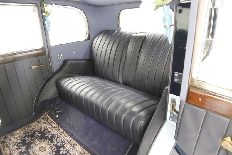 Rolls-royce-2025-1935-Dark-Blue-Black-40