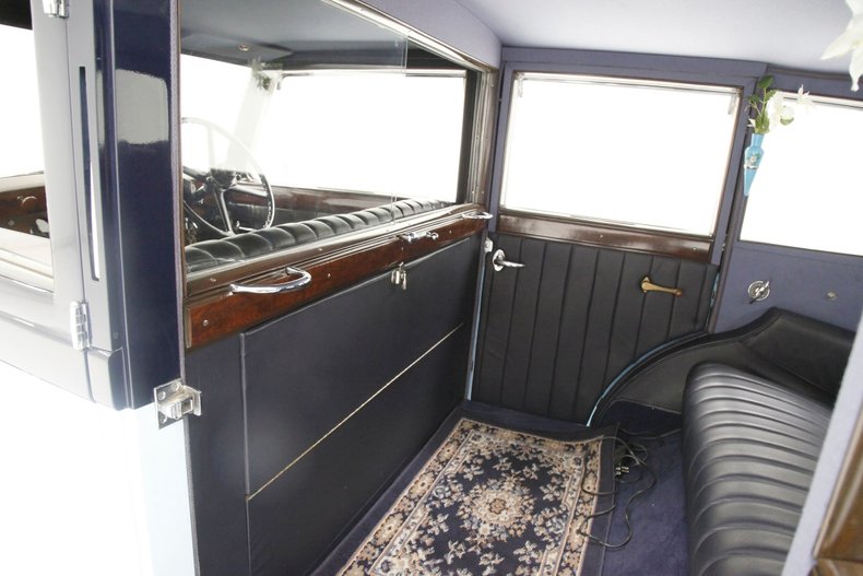 Rolls-royce-2025-1935-Dark-Blue-Black-42