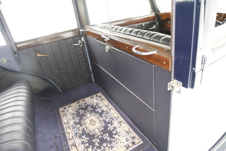 Rolls-royce-2025-1935-Dark-Blue-Black-43