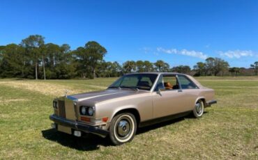 Rolls-royce-Camargue-1980-Gold-Tan-1