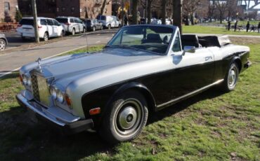 Rolls-royce-Corniche-1981-Silver-and-black-Black-1