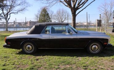 Rolls-royce-Corniche-1981-Silver-and-black-Black-2