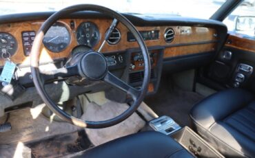 Rolls-royce-Corniche-1981-Silver-and-black-Black-7