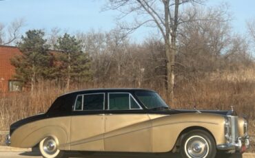 Rolls-royce-Phantom-v-1960-Black-over-beige-Tan